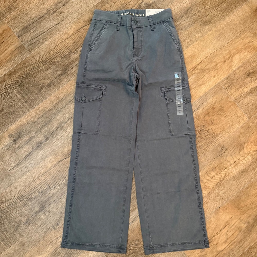 American Eagle Dreamy Drape Baggy Wide Leg Cargo Pants Gray Mid Rise 000‎ Short